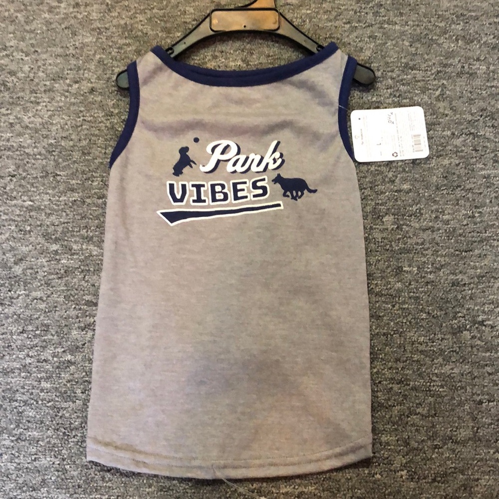 Youly Dog Tank NWT